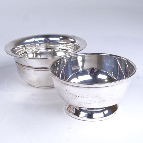 665 - 2 circular silver sugar bowls, maker's J Sherwood & Sons, and Ernest W Haywood, hallmarks Birmingham... 