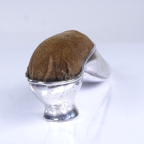 708 - An Edwardian novelty silver lady's shoe design pin cushion, by William Hair Haseler, hallmarks Birmi... 