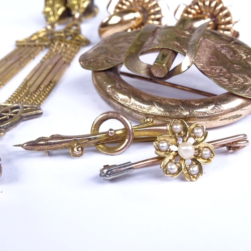 713 - Various Antique jewellery, including 9ct gold brooch, seal fob etc