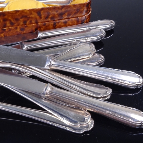 930 - Various silver and plate, including set of 11 German silver teaspoons, 6 silver King's pattern teasp... 