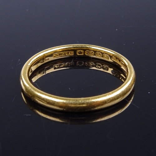 818 - 2 early 20th century 22ct gold wedding band rings, largest band width 2.5mm, sized K and O, 5.6g tot... 