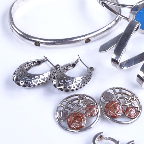 839 - Various Scandinavian jewellery, including Finnish silver and enamel earrings, Mexican silver bangle ... 