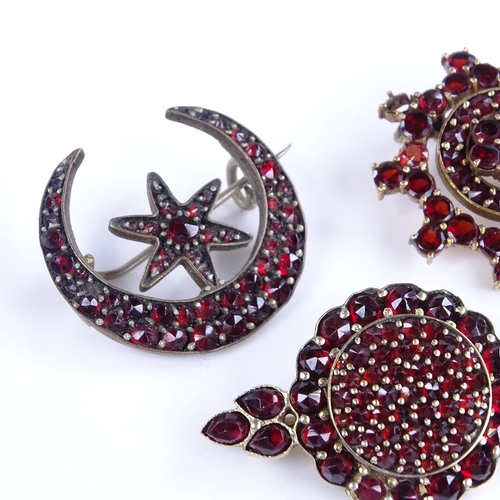 851 - 3 faceted and flat-cut garnet brooches, gilt-metal settings, largest length 38.6mm, 13.1g total (3)