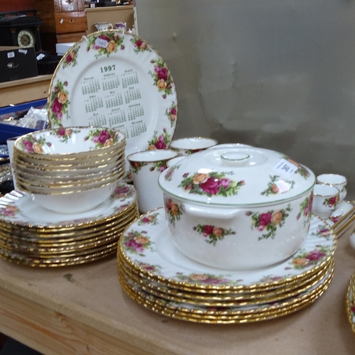 367 - Royal Albert Old Country Roses bone china dinner service, including tureen, sauce boat and meat plat... 