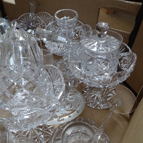 370 - Various cut-glass, including sundae bowls, flower vases etc (boxful)