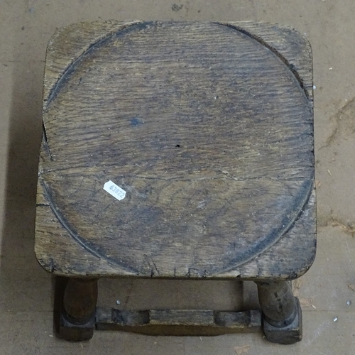 1399 - A small Antique oak stool