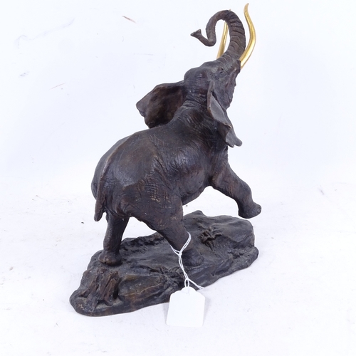 627 - Franklin Mint study of an elephant 