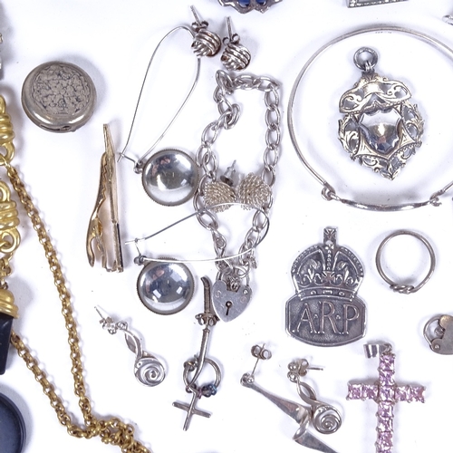 991 - Various costume jewellery, including marcasite brooches, silver ARP badges, a silver bracelet etc