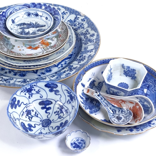 75 - A group of Chinese porcelain items, including a large hand painted charger, 38cm across (A/F)