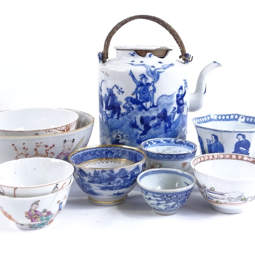 81 - A group of Chinese porcelain items, including blue and white teapot, height 16cm (A/F)