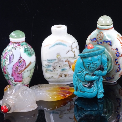 186 - 5 Chinese snuff bottles, including a jade fish design bottle, length 10cm, and 4 others (5)