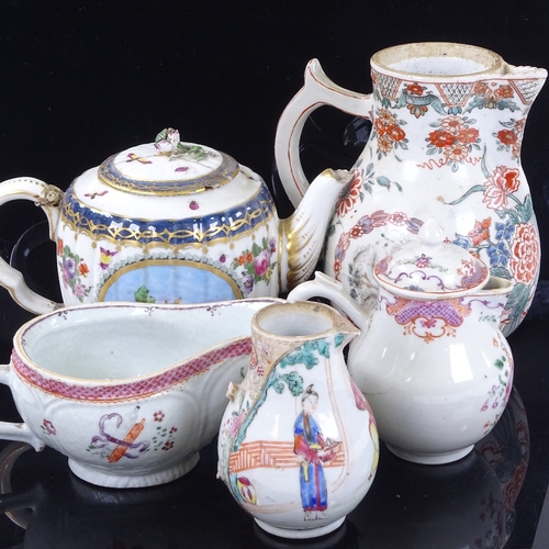 250 - A group of 18th century Chinese porcelain items, jug height 17.5cm (5)