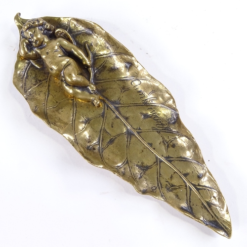 444 - Charles Cumberworth (1811 - 1852), bronze dish in the form of Eros resting on a leaf, signed, length... 