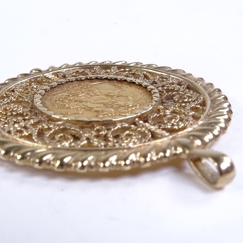 484 - 1913 gold sovereign in 9ct gold filigree pendant mount, 25.5g gross