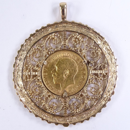 484 - 1913 gold sovereign in 9ct gold filigree pendant mount, 25.5g gross