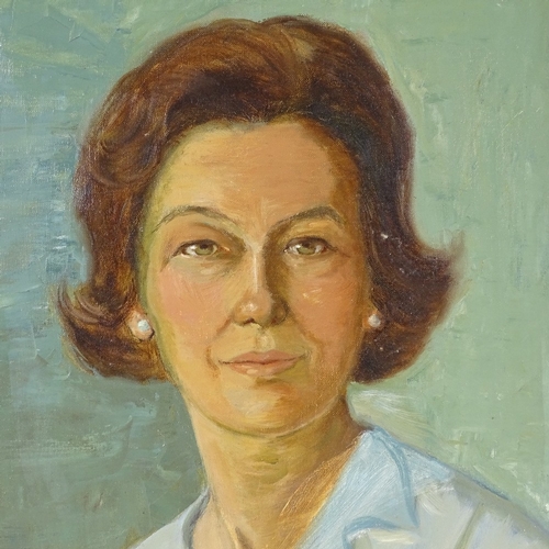 2224 - Mid-20th century oil on canvas, portrait of a woman, unsigned, 16