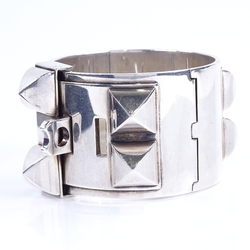 1116 - HERMES - a CDC Collier De Chien cuff bracelet, modelled as a dog collar, with hinged fitting in ster... 