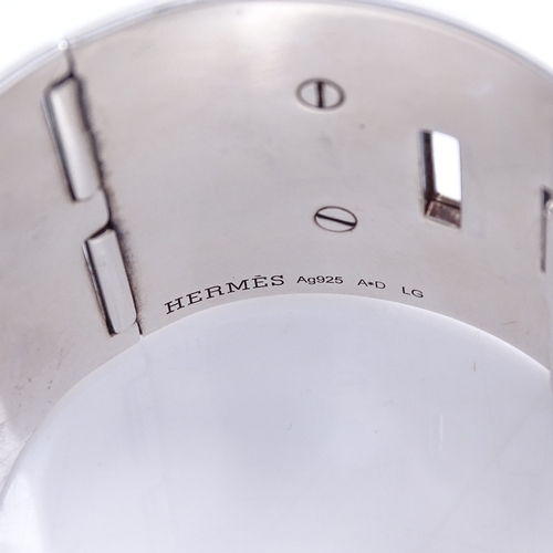 1116 - HERMES - a CDC Collier De Chien cuff bracelet, modelled as a dog collar, with hinged fitting in ster... 