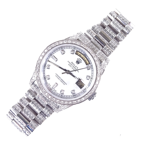 1043 - ROLEX - an 18ct white gold Oyster Perpetual Day-Date automatic wristwatch, ref. 18238, circa 1993, m... 