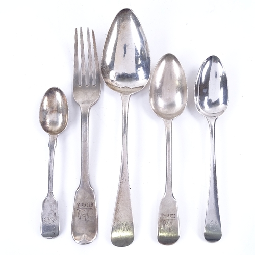 1623 - A large quantity of various silver flatware, including tablespoons, dinner forks, teaspoons etc, 77o... 