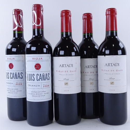 653 - 5 bottles of Rioja wine, 1 x 2008 Artadi, Vinas de Gain, Rioja, 2 x 2009 Artadi, Vinas de Gain, Rioj... 