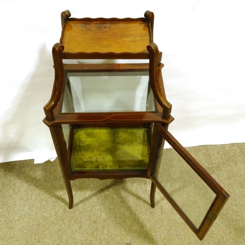 397 - An Edwardian mahogany centre standing display cabinet with shelf above, 50cm x 38cm