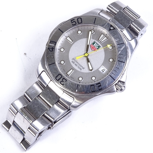 1012 - TAG HEUER - a stainless steel Aquaracer Professional 300M quartz wristwatch, ref. WAB1111, silvered ... 