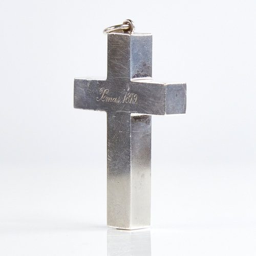 1129 - A large 19th century unmarked silver 3-dimensional cross pendant, original inscription dated 1879, p... 