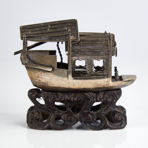 1144 - A late 19th/early 20th century Chinese export silver model pleasure boat, by Zee Wo of Shanghai, on ... 