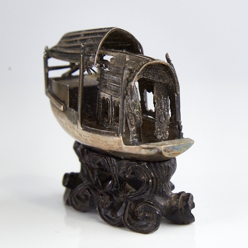 1144 - A late 19th/early 20th century Chinese export silver model pleasure boat, by Zee Wo of Shanghai, on ... 