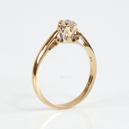 1157 - A modern 9ct gold 0.2ct solitaire diamond ring, set with round brilliant-cut diamond within 6-claw s... 