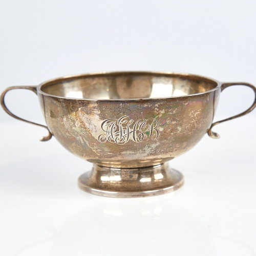 1172 - A George VI silver 2-handled pedestal bowl, plain cylindrical form, by Harrison & Hipwood, hallmarks... 