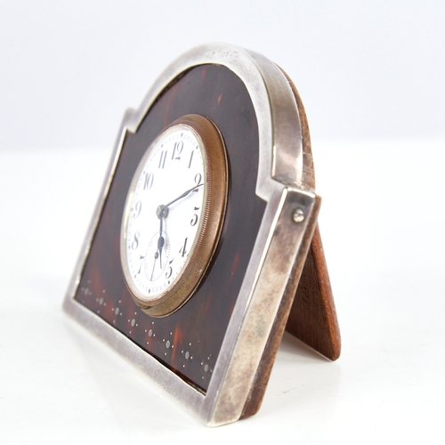 1180 - A George V silver and tortoiseshell pique inlaid desk clock, white enamel dial with Arabic numerals ... 