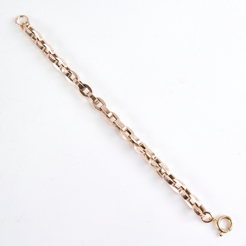 1239 - An early 20th century 9ct gold hollow cable link bracelet, bracelet length 18cm, 14.2g