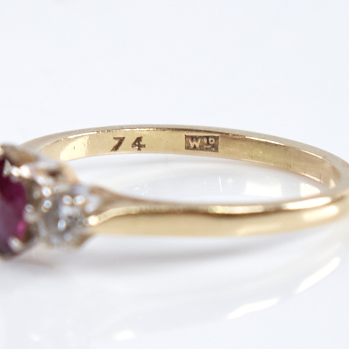 1338 - A mid-20th century 18ct gold 3-stone ruby and diamond ring, set with oval-cut ruby and round brillia... 