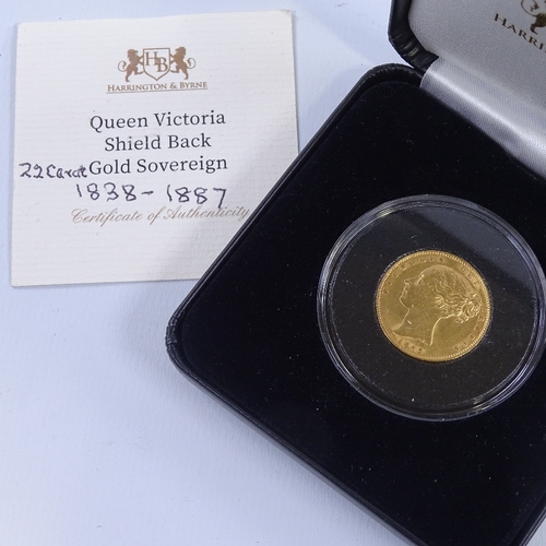 257 - Queen Victoria 1862 Young Head gold sovereign, cased with Certificate of Authenticity