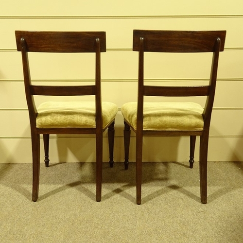 236 - A set of 6 19th century mahogany and marquetry inlaid dining chairs, on turned legs