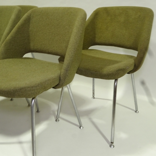 2065 - EERO SAARINEN FOR KNOLL, set of 4 No 72 chairs, H75cm W80cm.