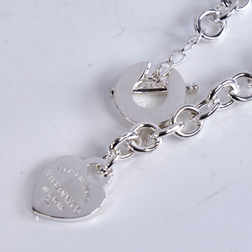 1663 - TIFFANY & CO - a modern sterling silver Return To Tiffany heart padlock cable link necklace, necklac... 