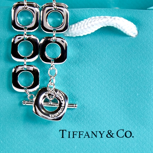 1664 - PALOMA PICASSO for TIFFANY & CO - a modern sterling silver cushion link bracelet, bracelet length 20... 