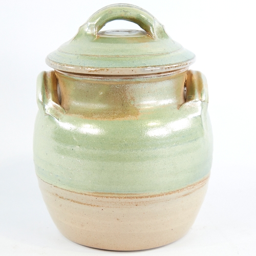 2166 - RAY FINCH (1914-2012) FOR WINCHCOMBE POTTERY, a studio pottery storage jar with iridescent green gla... 