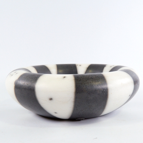 2167 - TIM ANDREWS (b 1961), BRITISH, studio pottery 