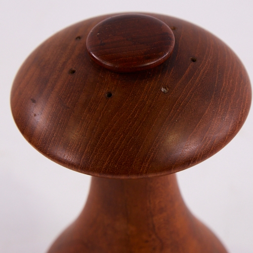 2040 - JENS HARALD QUISTGAARD, DANSK DESIGN, 1960s' teak salt cellar and pepper grinder in mushroom form, h... 