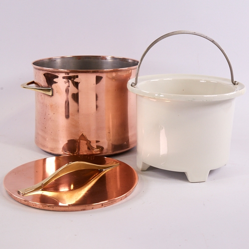 2041 - JENS HARALD QUISTGAARD FOR DANSK, 1960s' Fondue or Bain Marie, copper and brass cooking pot with por... 