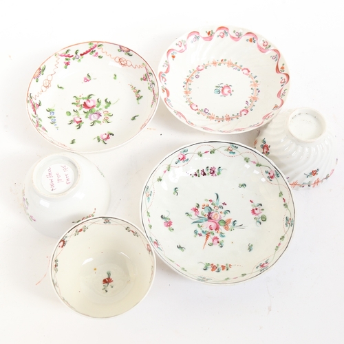 70 - A group of New Hall porcelain, comprising 3 tea bowls and 3 saucers, circa 1800, pattern 195, tea bo... 