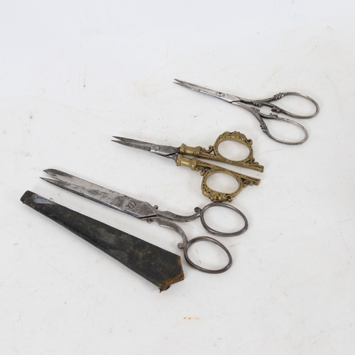 202 - An early 20th century leather-cased set of sewing scissors, by Joseph Rodgers & Sons of Sheffield, c... 