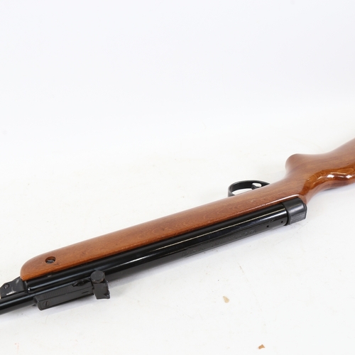 225 - A BSA Meteor .177 calibre air rifle, break-barrel action, overall length 105cm