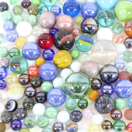 263 - A quantity of various marbles (boxful)