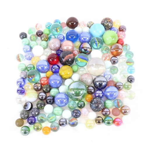 263 - A quantity of various marbles (boxful)