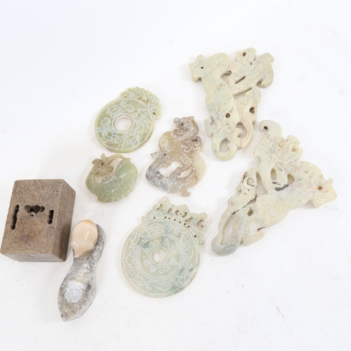 289 - A group of Chinese carved and pierced jade/jadeite Archaic style discs and amulets, and a carved soa... 